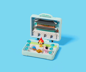 BT21  World Tour Toy - Travel Diorama